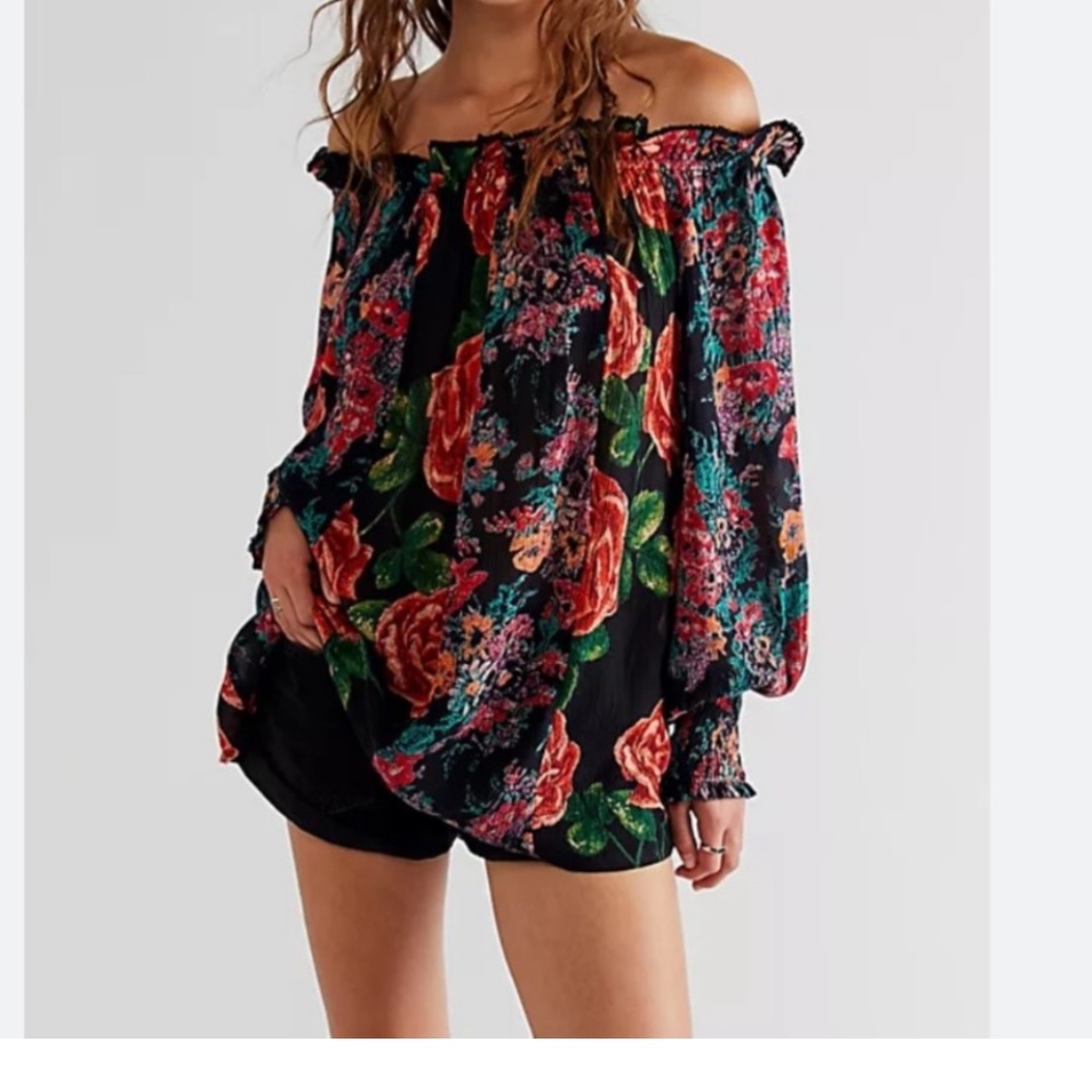 #745 FREE PEOPLE Elena Navy Floral Off-Shoulder Tunic- Beautiful Roses!